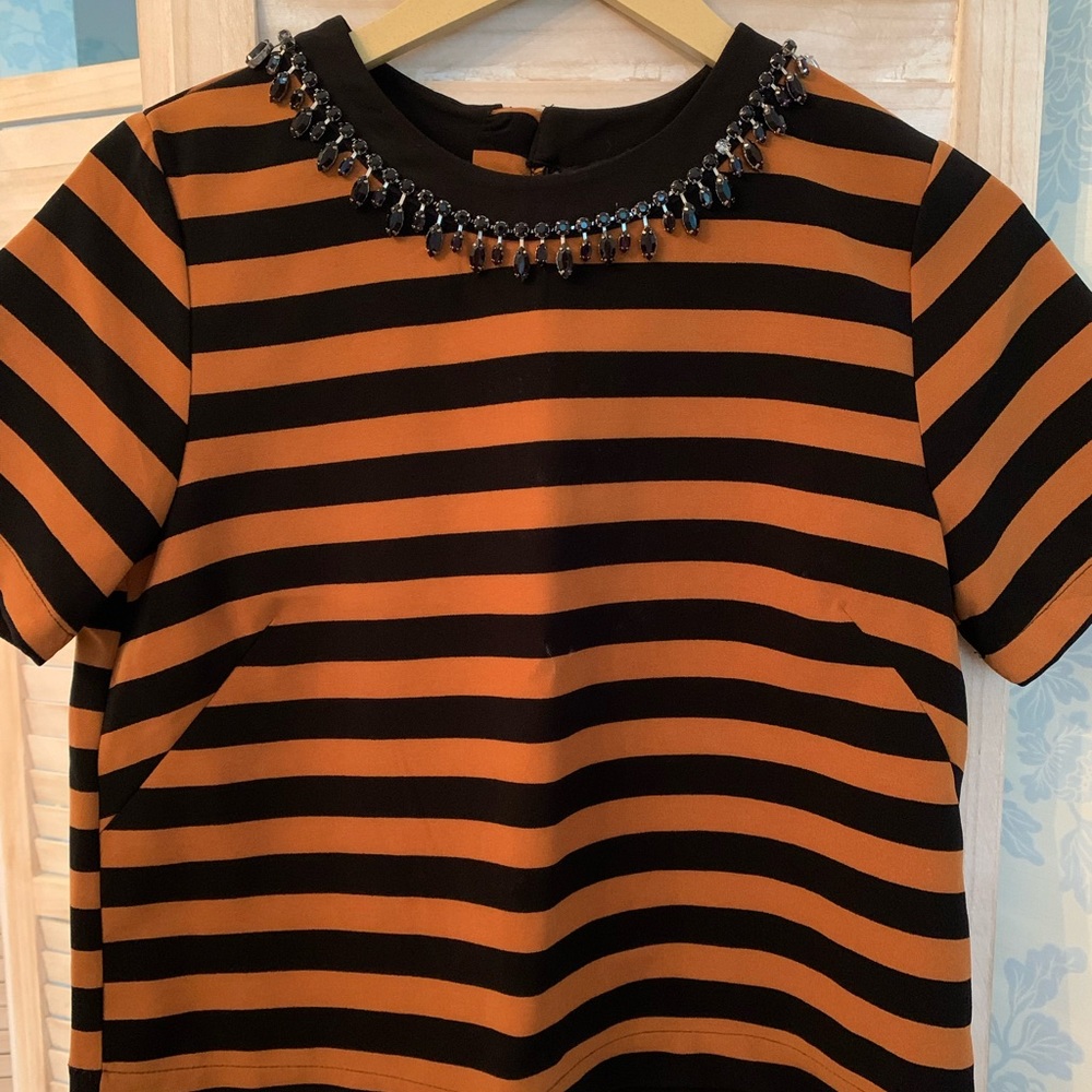 Never worn! H&M cute striped blouse